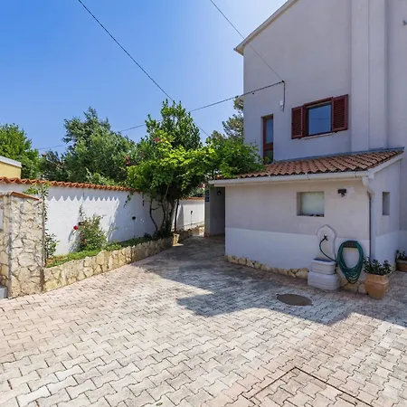 Meazza-2 By Interhome Медулин