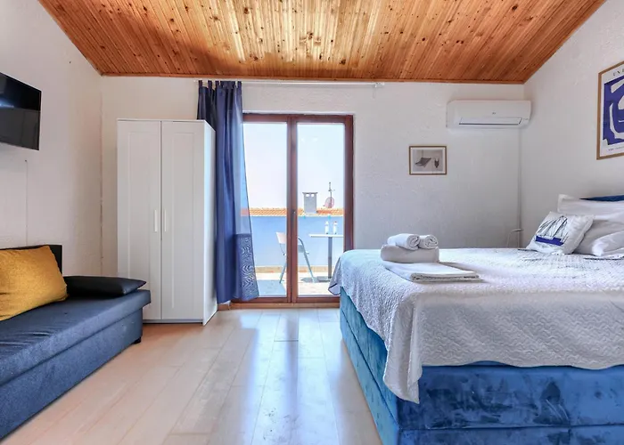 Apartman Meazza-2 By Interhome *