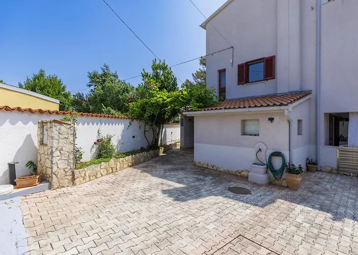 Meazza-2 By Interhome Medulin