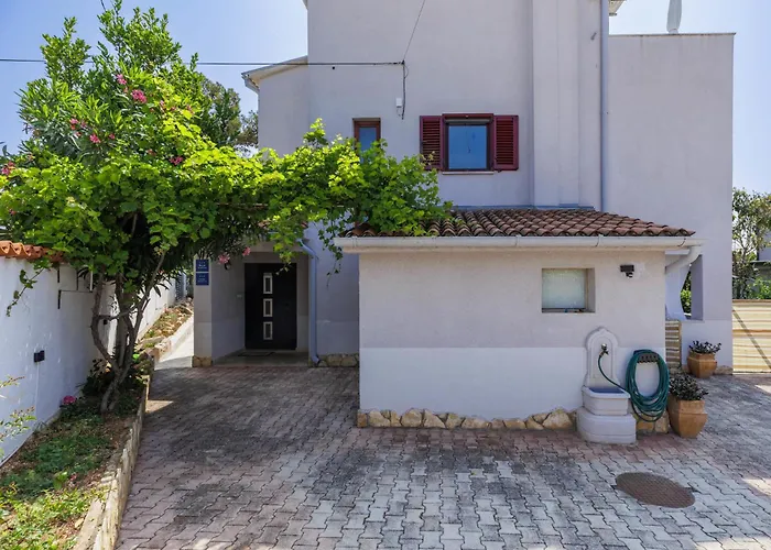 Meazza-2 By Interhome Apartman Medulin